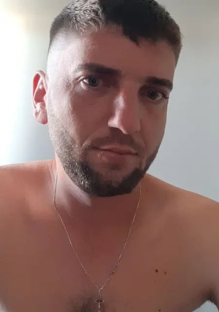 Я Vasyligender, 30, знакомлюсь для вирта в Черновцах