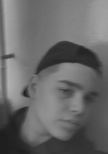 Mario из Бухареста, мне 41, познакомлюсь