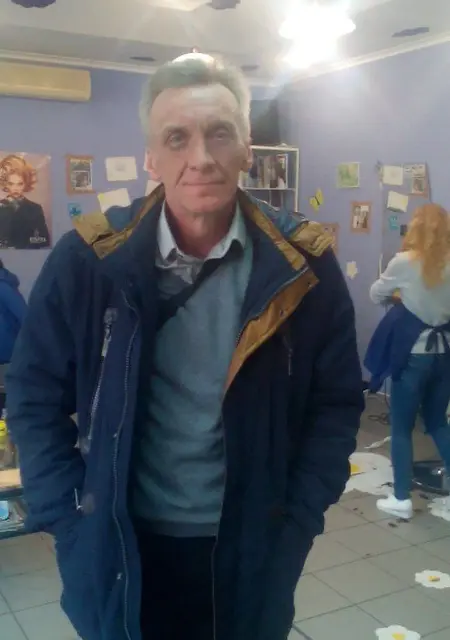 Я Михаил, 64, из Киева, ищу знакомство для постоянных отношений