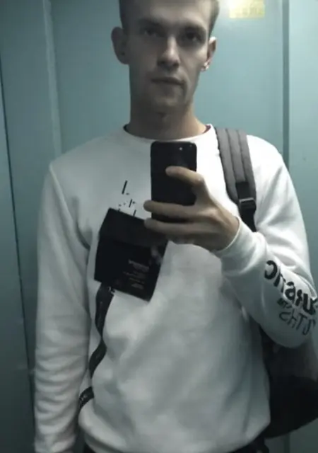 Я Женя, 30, из Новополоцка, ищу знакомство для постоянных отношений