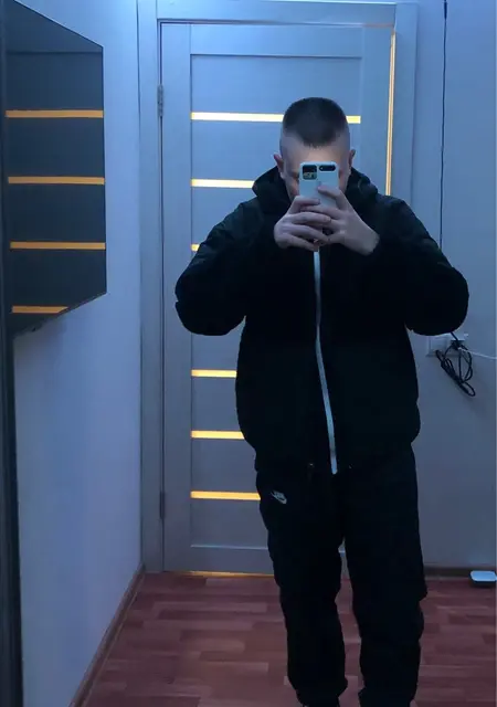 Я Тимофей, 21, из Анталии, ищу знакомство для приятного времяпровождения