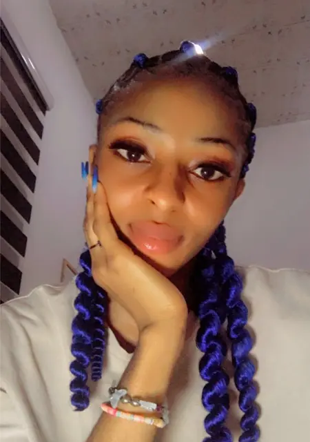 I'm Luna, 28 from London, seeking connections for friendship