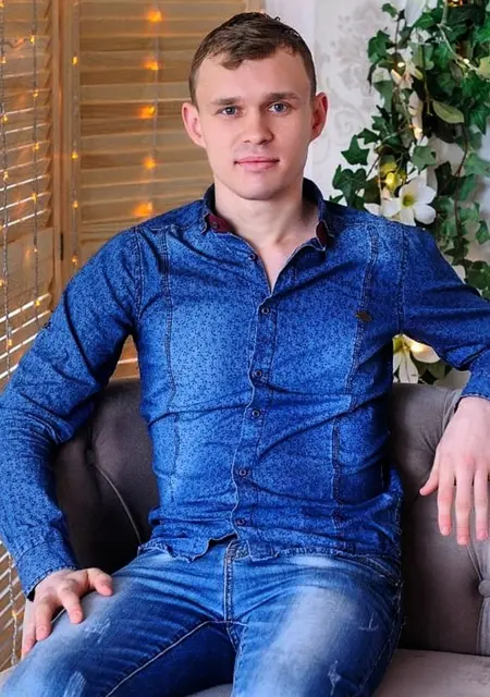 Иван из Одессы, ищу на сайте общение