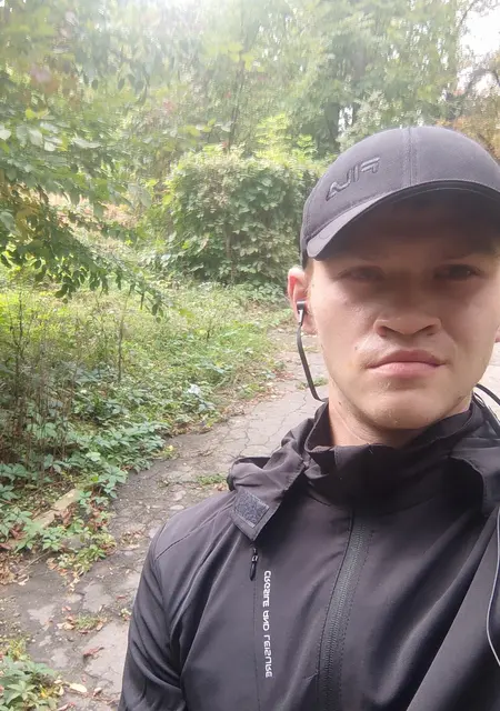 Николай з Баштанки, мені 25 років, познайомлюсь без зобов'язань