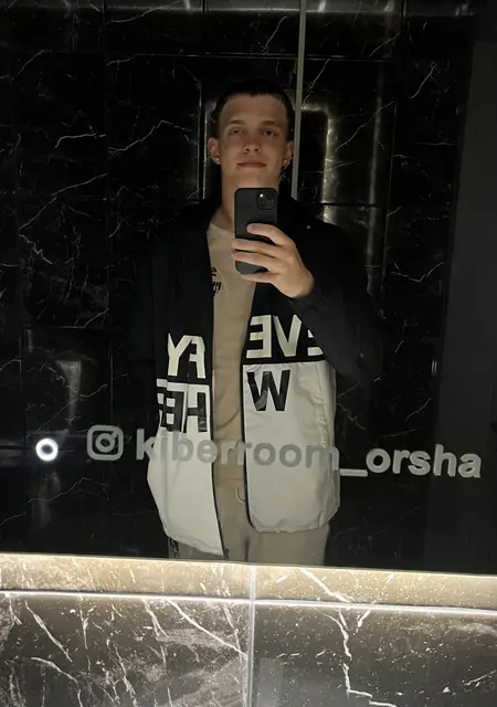 Я Илья, 20, знакомлюсь без обязательств в Орше