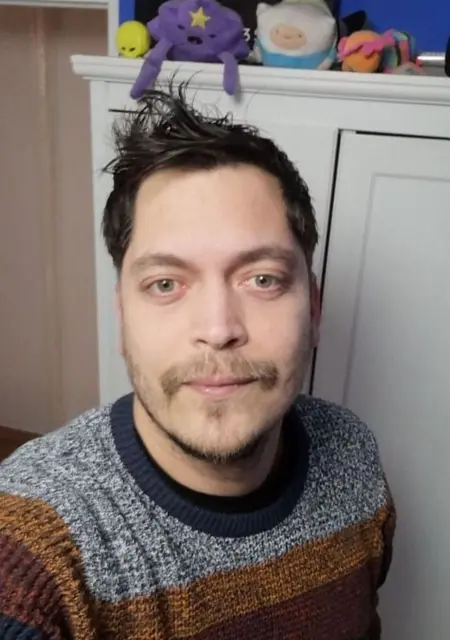 Soy Rgg, 39 años de Madrid, busco conocer gente