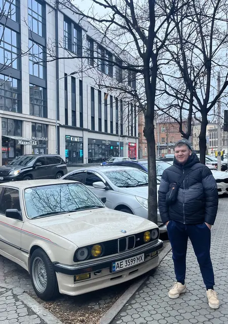 Я Кирилл, 19 років, знайомлюсь без зобов'язань у Дніпрі