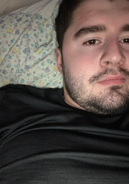 Nick из Черновцов, ищу на сайте знакомства на одну ночь