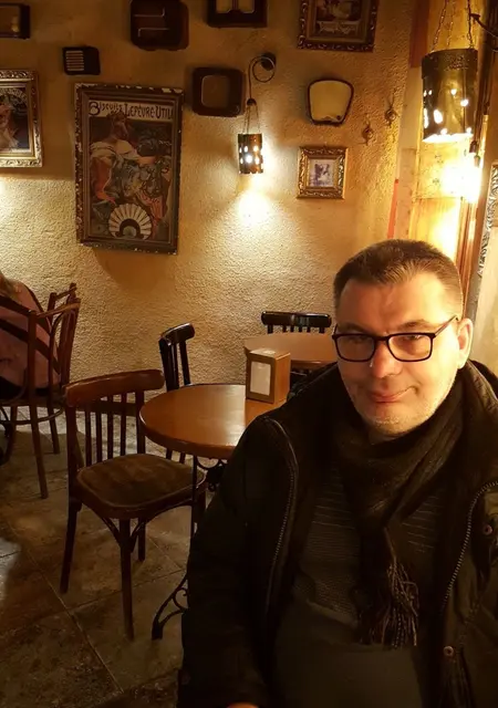 Я Andrii, 50 років з Львова, шукаю знайомства без зобов'язань