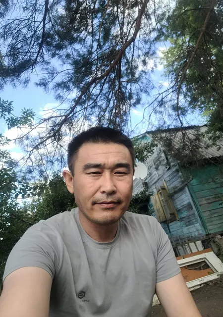 Берик из Петропавловска, мне 38, познакомлюсь на одну ночь