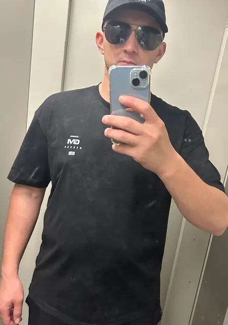 Я Sirajudin, 29, из Москвы, ищу знакомство для открытые отношения