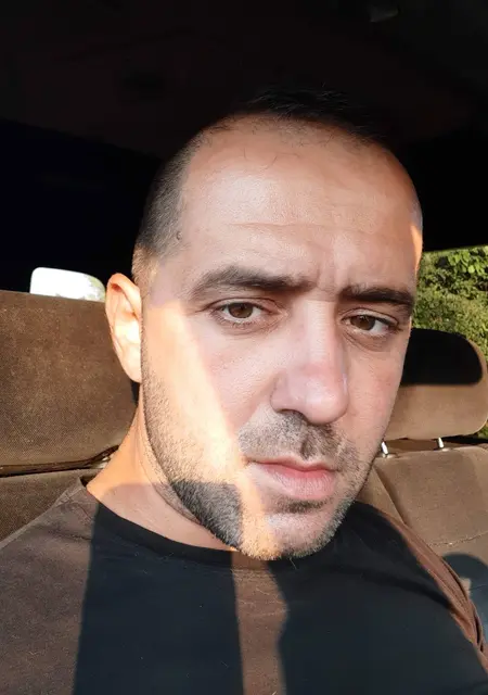 Денис из Запорожья, ищу на сайте знакомства без обязательств