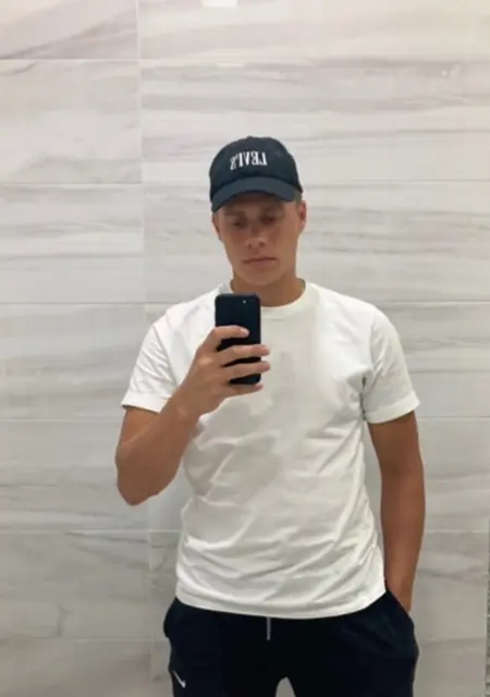 Марк из Цюриха, ищу на сайте вирта