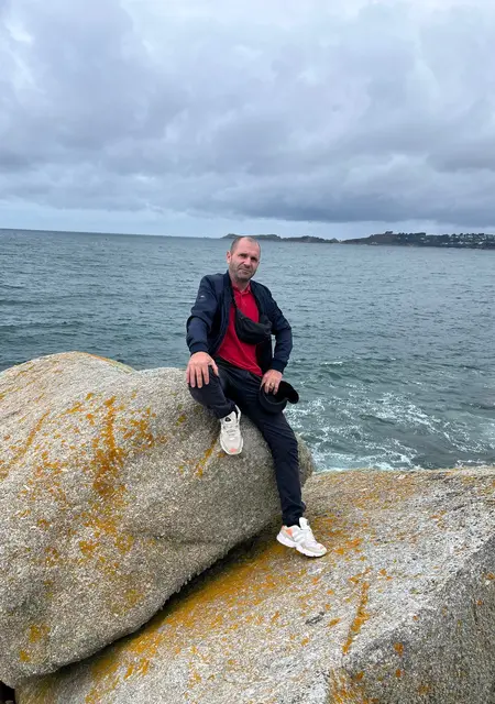 Maxim из Аугсбурга, ищу на сайте знакомства на одну ночь