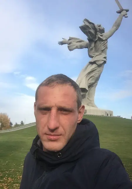 Я Михаил, 35 років, знайомлюсь на одну ніч у Бердянську