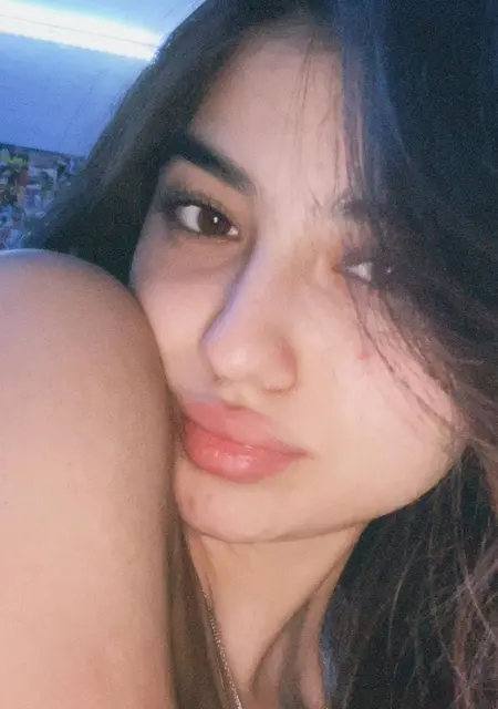 Элизабет из Минска, ищу на сайте знакомства на одну ночь