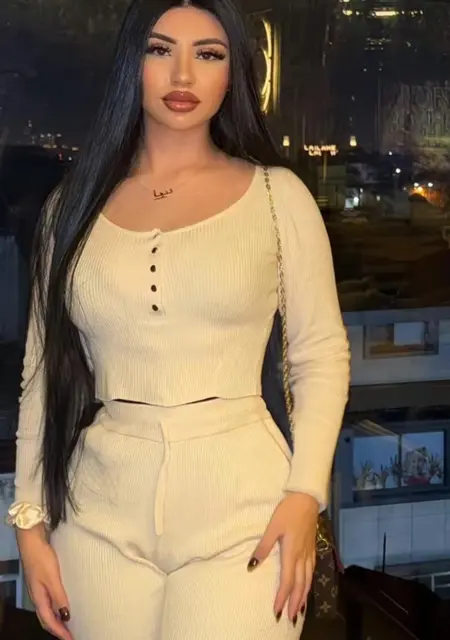 Nerea из Бенальмадена, мне 26, познакомлюсь для вирта