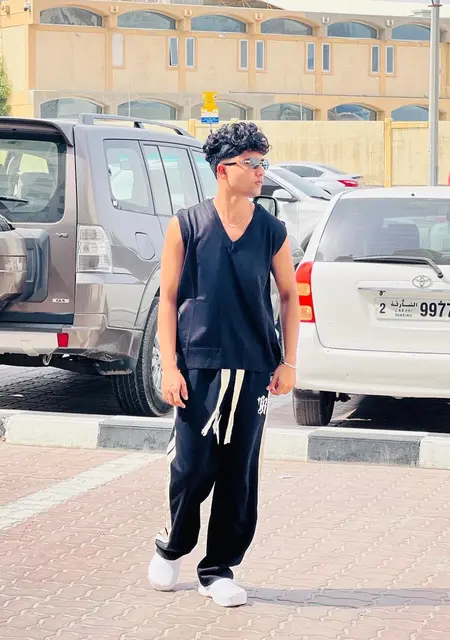 Flangho из Дубая, мне 24, познакомлюсь для дружбы