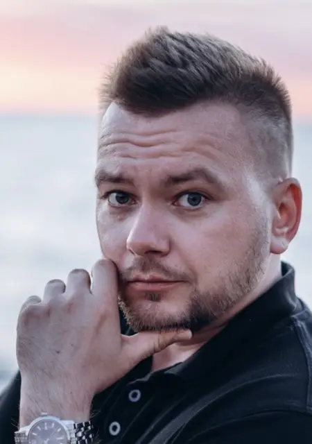 Кирилл из Стокгольма, ищу на сайте дружбу
