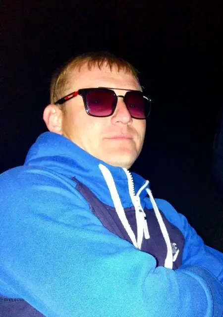 Я Вадим, 35, из Усть-Каменогорска, ищу знакомство для постоянных отношений