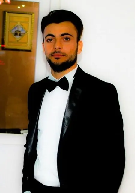 Vedat из Стамбула, мне 32, познакомлюсь