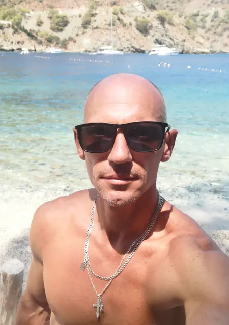 Я Aleks, 44, из Мугла, ищу знакомство для общения