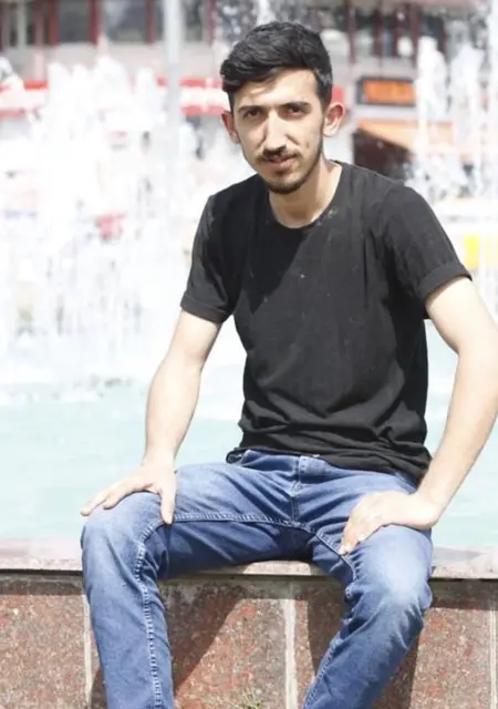 Dervi из Измира, мне 25, познакомлюсь без обязательств