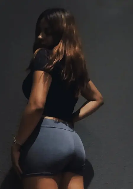 Я Lizbeth, 19, из Мехико, ищу знакомство для приятного времяпровождения