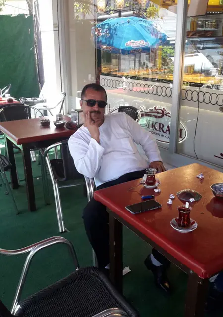 Я Max, 51, из Калинковичей, ищу знакомства без обязательств