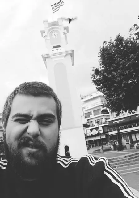 Я Alexandros, 27, знакомлюсь в Берлине