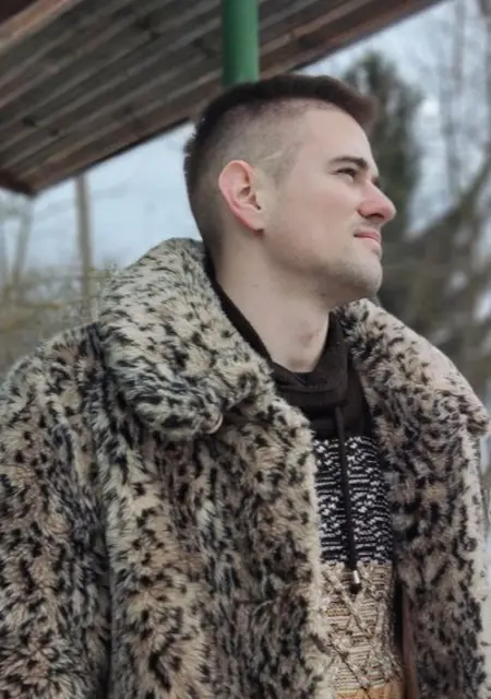 Я Максим, 27, из Гродно, ищу знакомства без обязательств