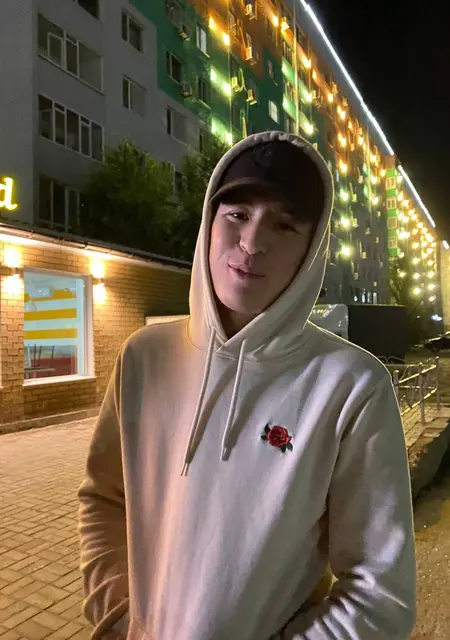 Arman из Актобе, ищу на сайте знакомства на одну ночь