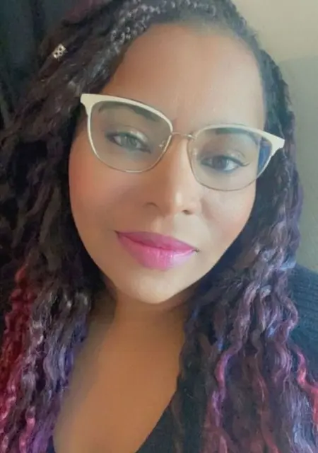 Я Quelzinhah, 41, из Парижа, ищу знакомство