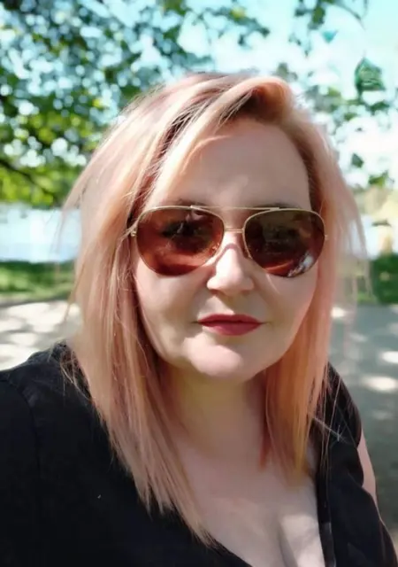 Я Petra, 36, из Праги, ищу знакомство для совместных путешествий