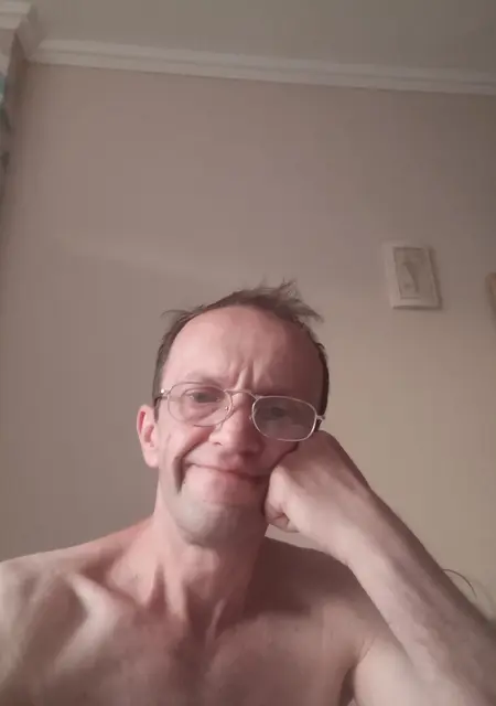 Я Павел, 54, из Львова, ищу знакомства без обязательств