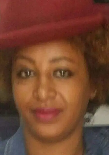 Я Beti, 33, знакомлюсь в Афинах