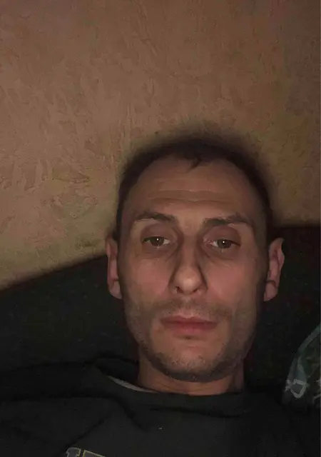 Я Дмитро, 40, знакомлюсь без обязательств в Черновцах