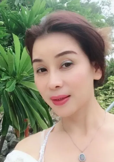 Sally из Лондона, мне 40, познакомлюсь