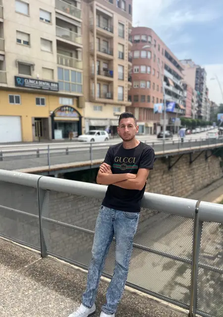 Я Razvan, 23, из Алба-юлия, ищу знакомство для постоянных отношений
