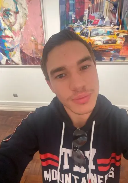 Leonardo Brito из Лиссабона, мне 18, познакомлюсь