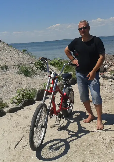 Андрей из Мариуполя, ищу на сайте постоянные отношения