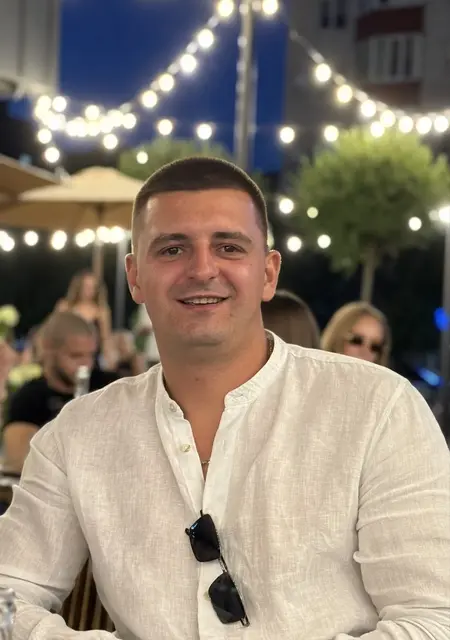 Я Макс, 26 років, знайомлюсь для вірт у Лубни