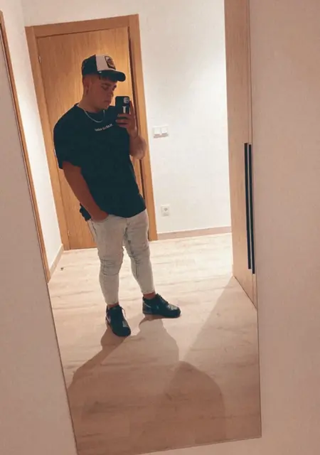 Я Angel, 23, из Витория-гастейса, ищу знакомство для общения