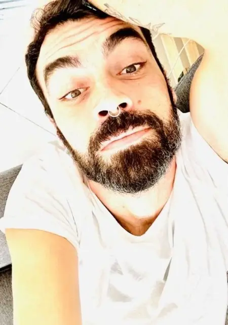 Я Angel, 41, из Мадрида, ищу знакомство