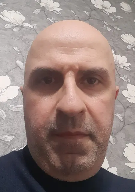 Я Armen, 45, знакомлюсь на одну ночь в Минске