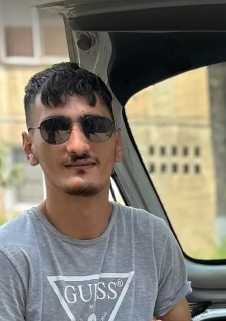 Я Ionut, 22, из Вены, ищу знакомства без обязательств