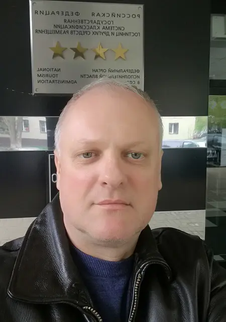 Я Sergei, 54, знакомлюсь для приятного времяпровождения в Москве