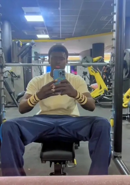 Bilal Sow de Valencia, tengo 26 años, lista para conocer para lío de una noche