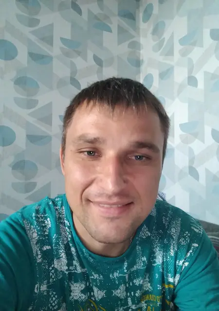 Я Андрей, 39, из Речицы, ищу знакомства на одну ночь
