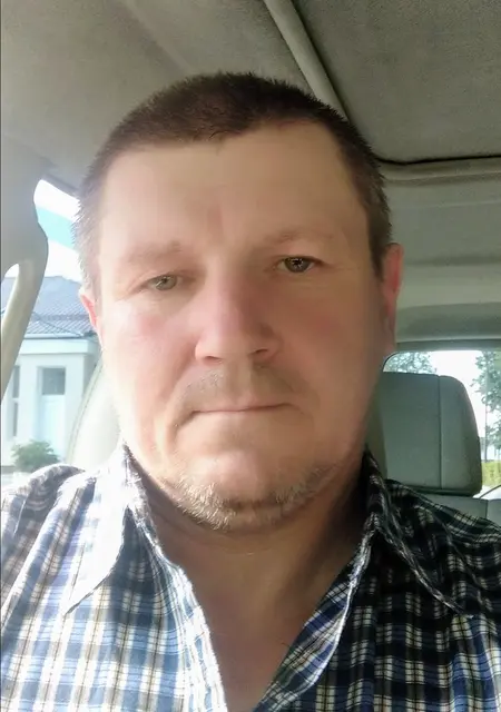 Я Олег, 53 років, знайомлюсь для постійних стосунків у Шепетівка